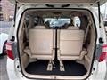 2013 Toyota Alphard G