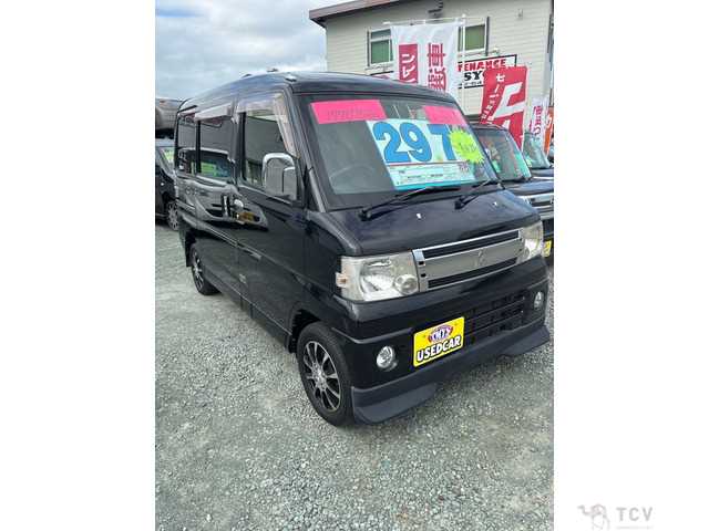 2011 Mitsubishi Town Box