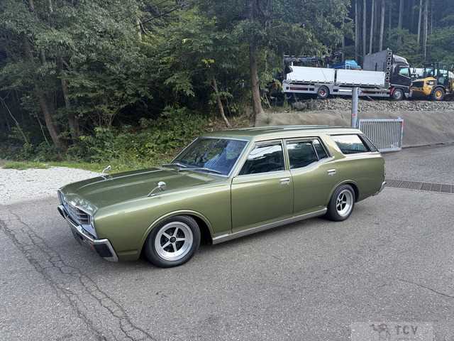 1977 Nissan Gloria Van