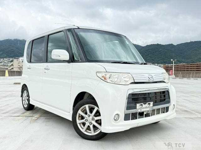 2010 Daihatsu Tanto