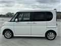 2010 Daihatsu Tanto