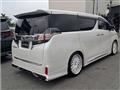 2015 Toyota Vellfire