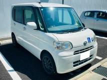 2012 Daihatsu Tanto