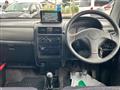 2002 Mitsubishi Toppo Bj