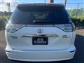 2006 Toyota Estima Hybrid