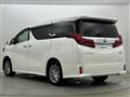 2022 Toyota Alphard Hybrid