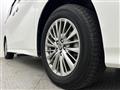 2022 Toyota Alphard Hybrid