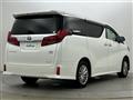 2022 Toyota Alphard Hybrid