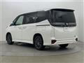 2022 Toyota Voxy