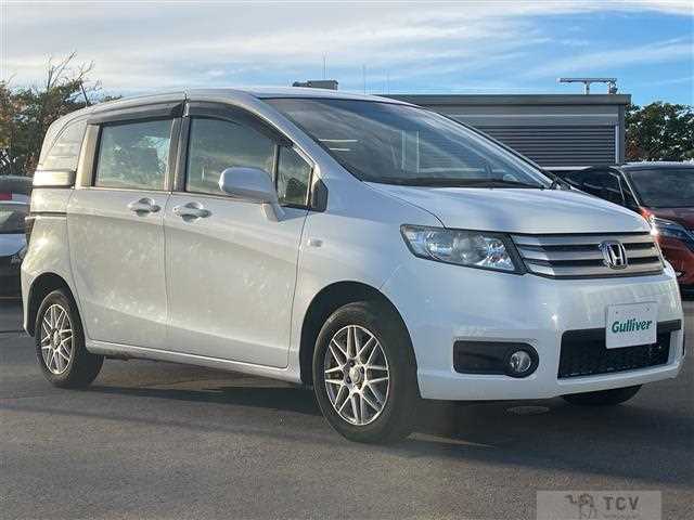 2013 Honda Freed Spike