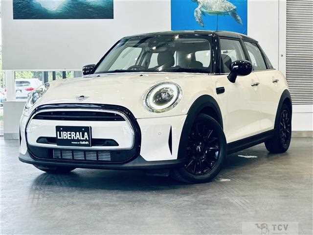 2022 BMW MINI