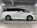 2025 Toyota Alphard Hybrid