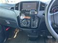 2011 Nissan ROOX