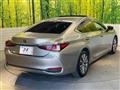2019 Lexus ES