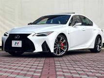 2020 Lexus IS