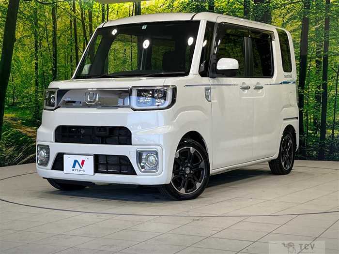 2015 Daihatsu WAKE