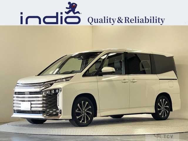 2022 Toyota Voxy
