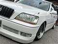 2000 Toyota Crown Majesta