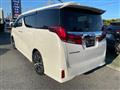 2022 Toyota Alphard G