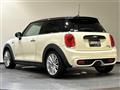 2018 BMW MINI