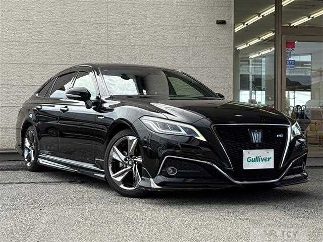 2019 Toyota Crown Hybrid