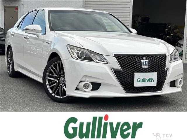 2014 Toyota Crown Hybrid