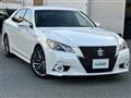 2014 Toyota Crown Hybrid