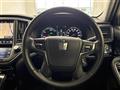 2016 Toyota Crown Hybrid