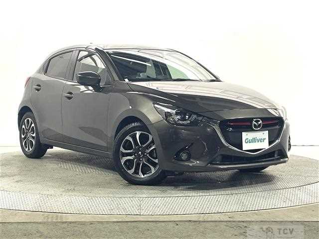 2016 Mazda Demio