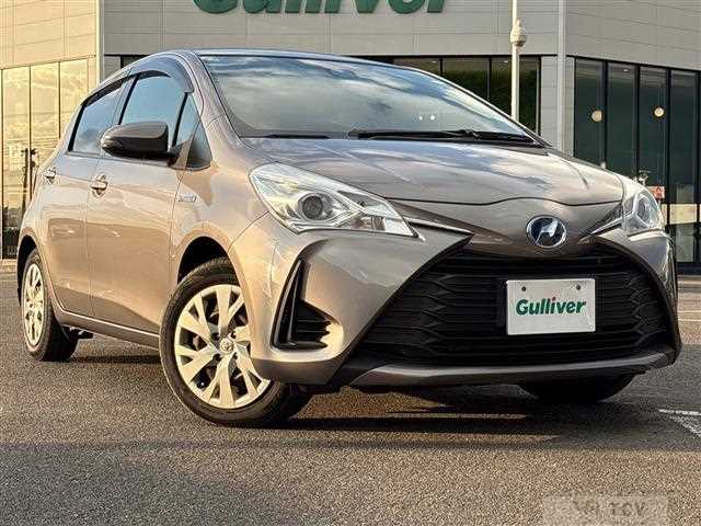 2017 Toyota Vitz