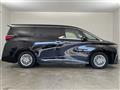 2025 Toyota Alphard Hybrid