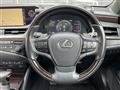 2019 Lexus ES