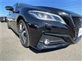 2019 Toyota Crown Hybrid