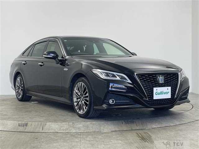2020 Toyota Crown Hybrid