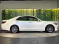 2013 Toyota Crown Hybrid