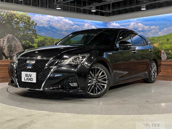 2016 Toyota Crown Hybrid