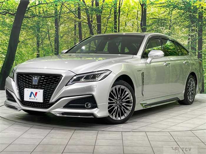 2018 Toyota Crown Hybrid