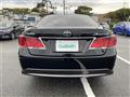 2013 Toyota Crown Athlete Series