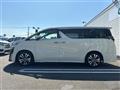 2018 Toyota Vellfire