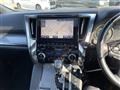 2018 Toyota Alphard Hybrid