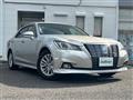 2016 Toyota Crown Hybrid