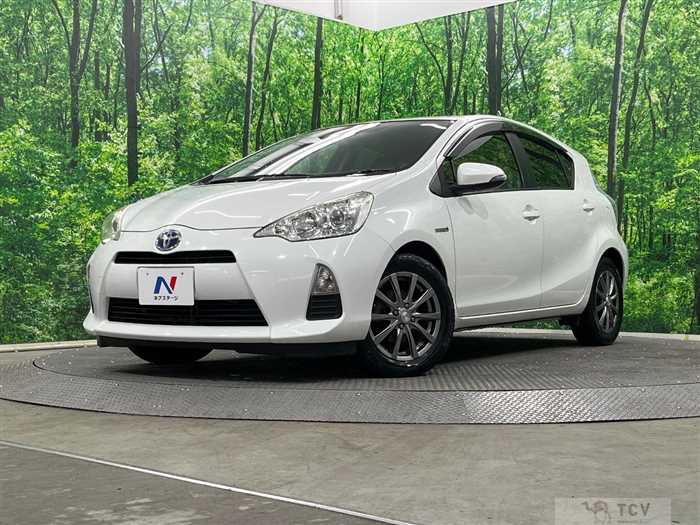 2013 Toyota AQUA