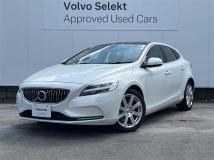 2020 Volvo V40