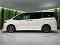 2020 Toyota Voxy