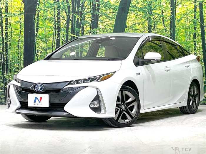 2022 Toyota Prius PHV