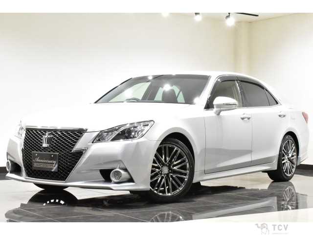 2013 Toyota Crown Athlete Series