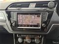2016 Volkswagen Golf Touran