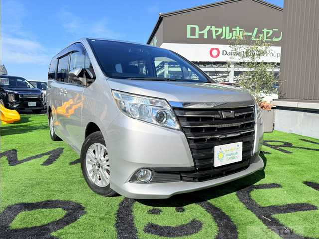 2015 Toyota Noah
