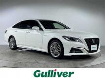 2019 Toyota Crown Hybrid