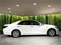 2013 Toyota Crown Hybrid